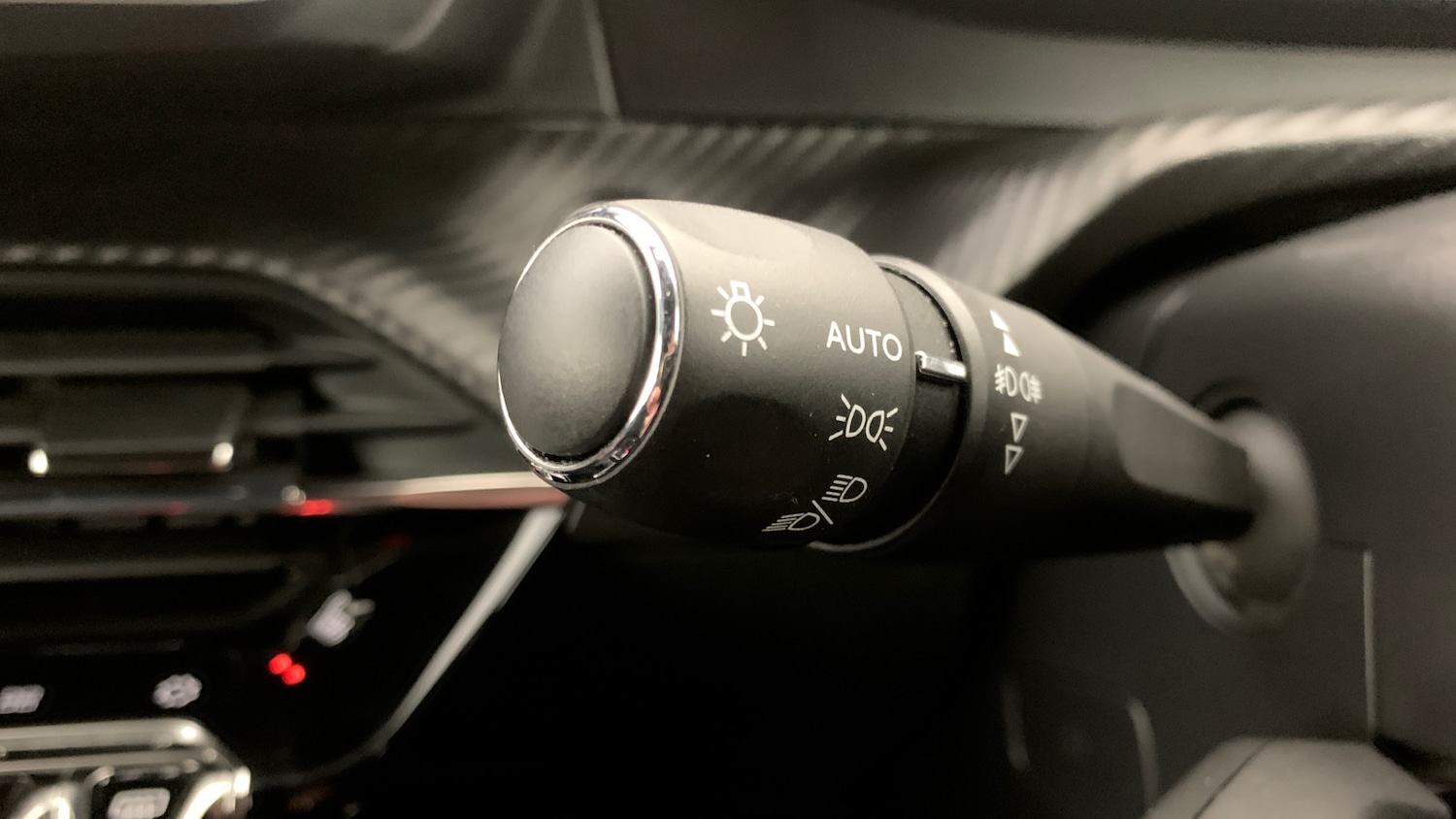 Used Peugeot 2008 2021 for sale - 76433842: Photo 33