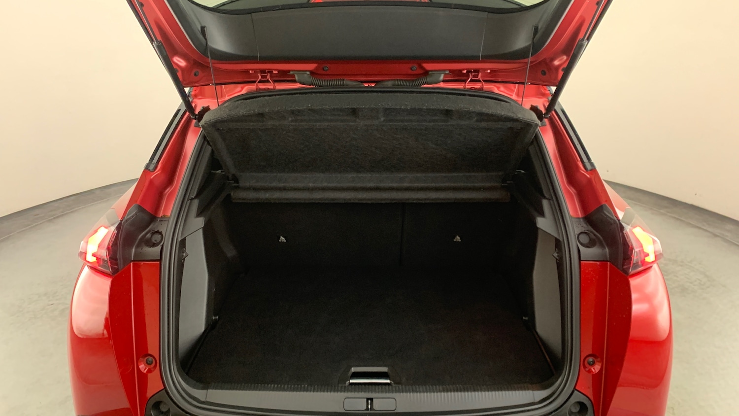 Used Peugeot 2008 2021 for sale - 76433842: Photo 5