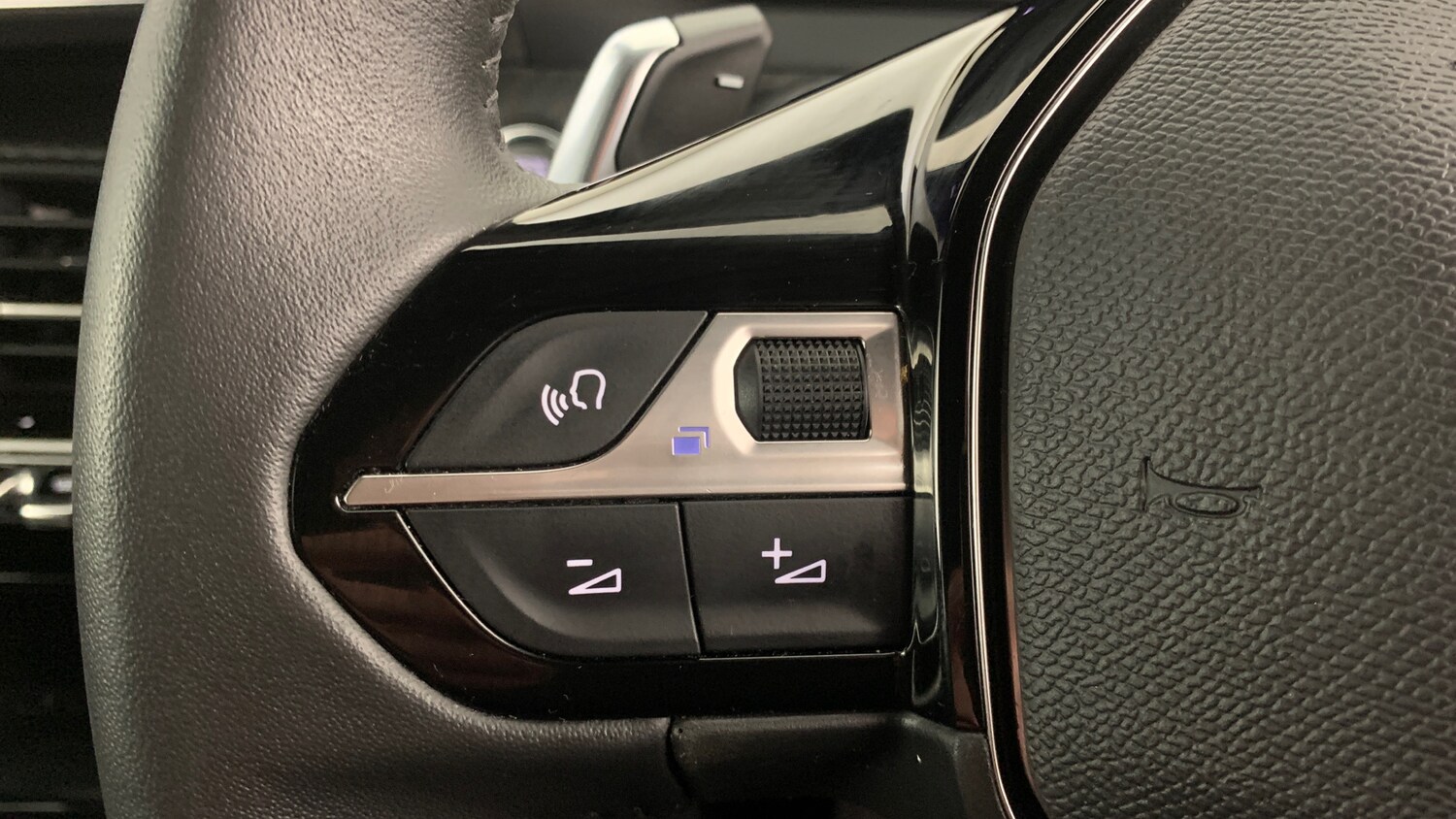 Used Peugeot 2008 2024 for sale - 76441683: Photo 19