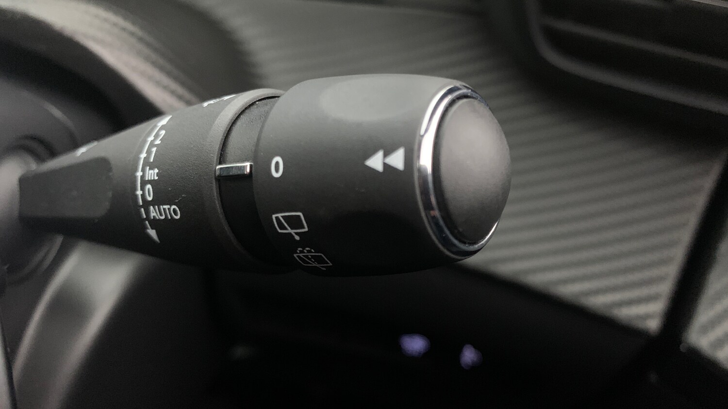 Used Peugeot 2008 2024 for sale - 76441683: Photo 36