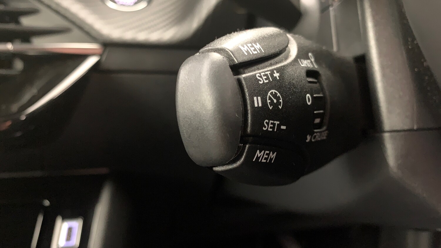 Used Peugeot 2008 2024 for sale - 76441683: Photo 37