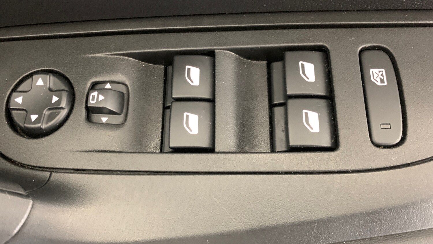 Used Peugeot 2008 2024 for sale - 76441683: Photo 38