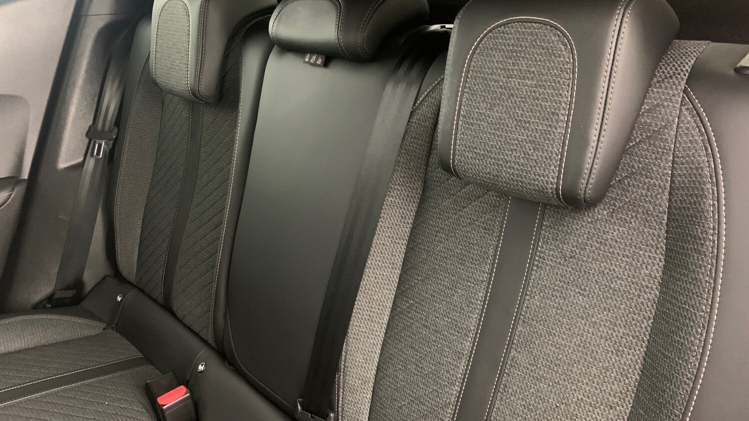 Used Peugeot 2008 2024 for sale - 76441683: Photo 8