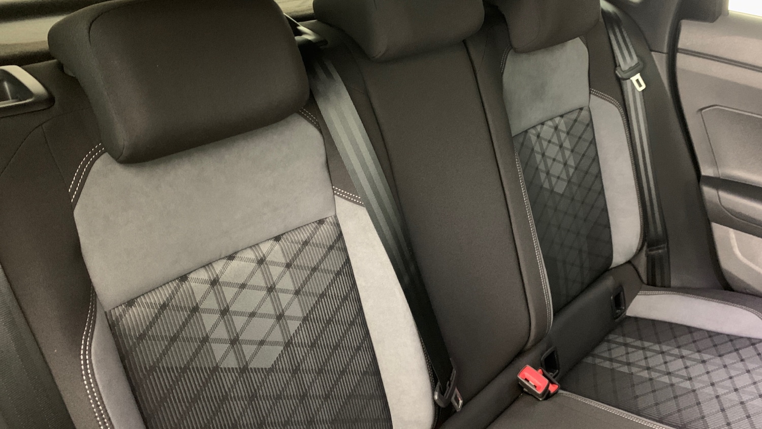 Used Volkswagen Polo 2024 for sale - 75929321: Photo 7