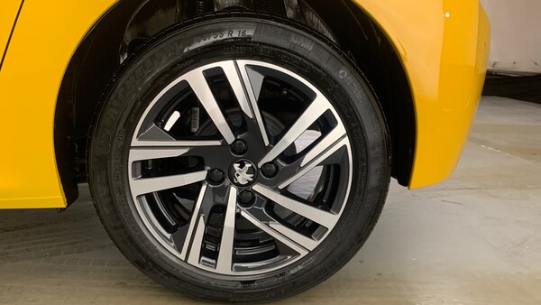 Used Peugeot 208 2023 for sale - 75450786: Photo 17
