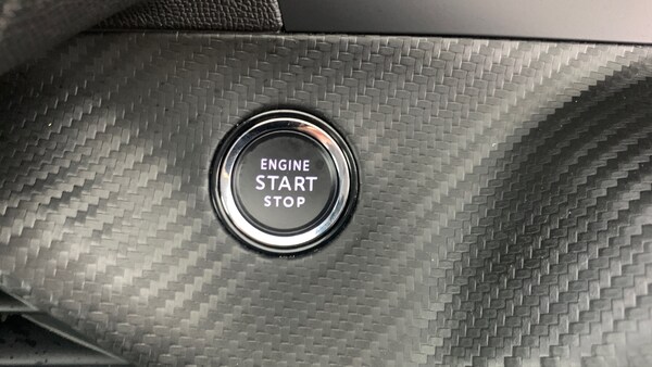 Used Peugeot 208 2023 for sale - 75450786: Photo 33