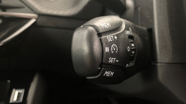Used Peugeot 208 2023 for sale - 75450786: Photo 34