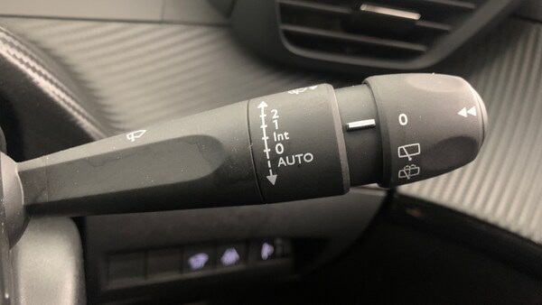 Used Peugeot 208 2023 for sale - 75450786: Photo 36