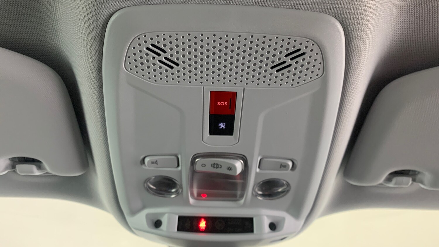 Used Peugeot 2008 2021 for sale - 77132422: Photo 35