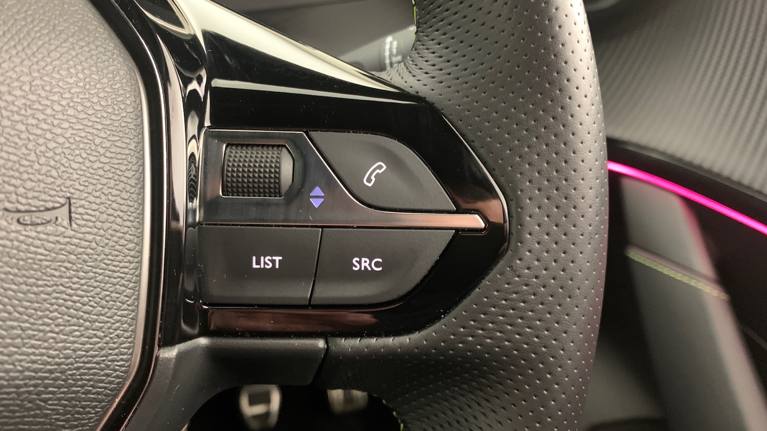 Used Peugeot 208 2022 for sale - 76998835: Photo 18