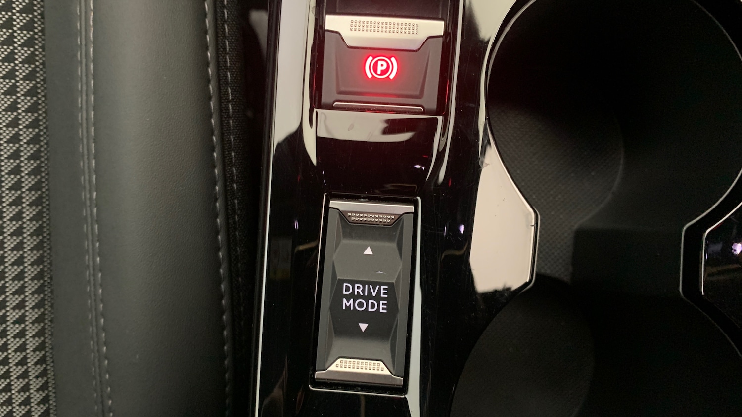 Used Peugeot 208 2022 for sale - 76998835: Photo 33