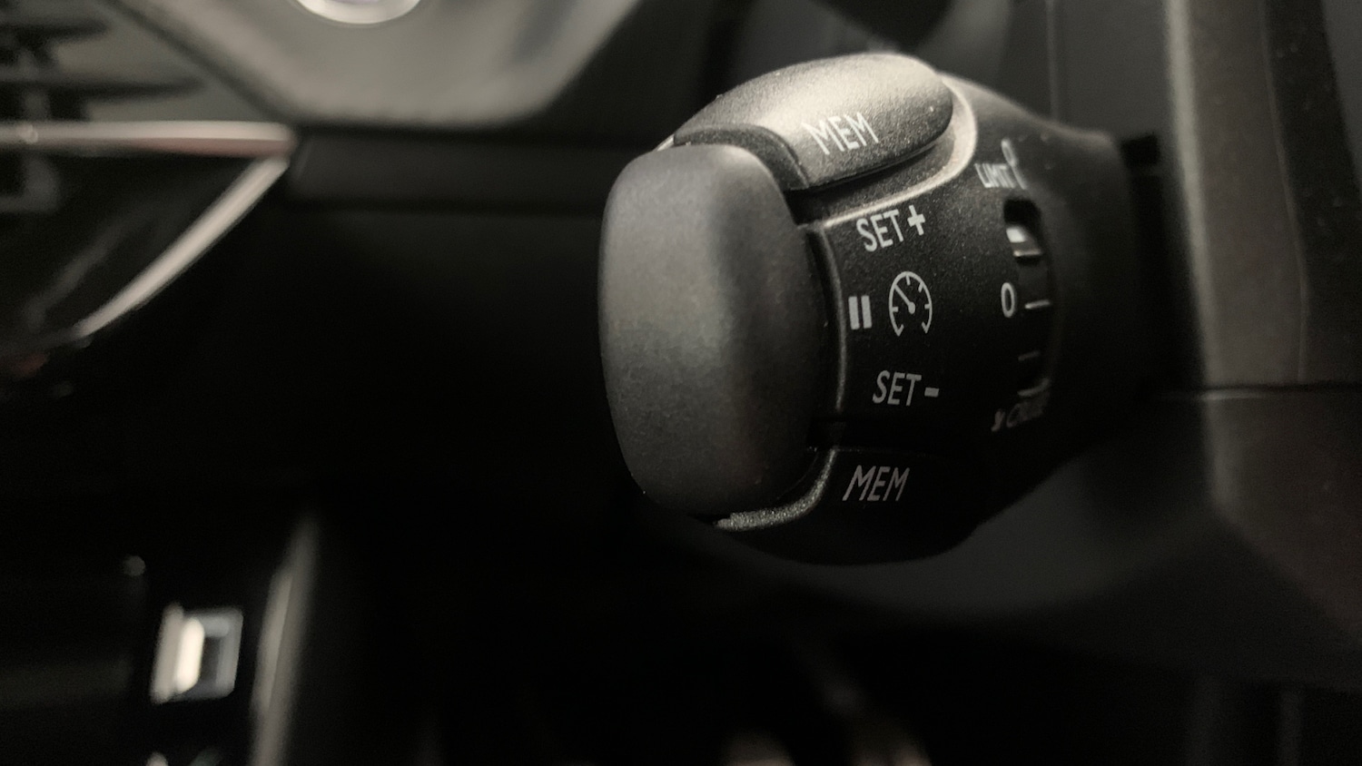 Used Peugeot 208 2022 for sale - 76998835: Photo 38