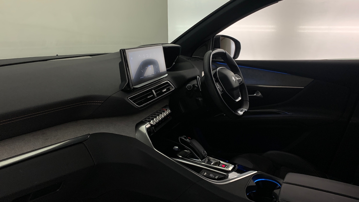 Used Peugeot 3008 2021 for sale - 76296639: Photo 2