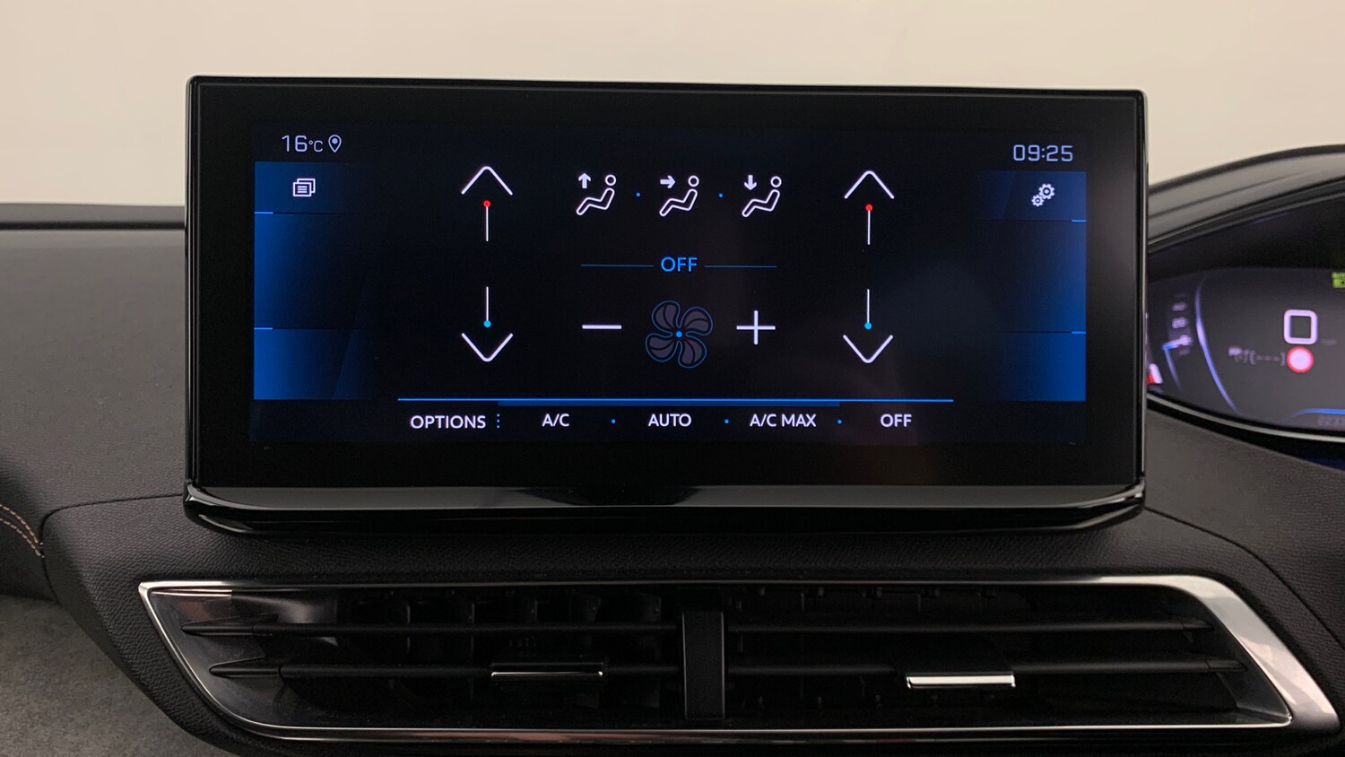 Used Peugeot 3008 2021 for sale - 76296639: Photo 26