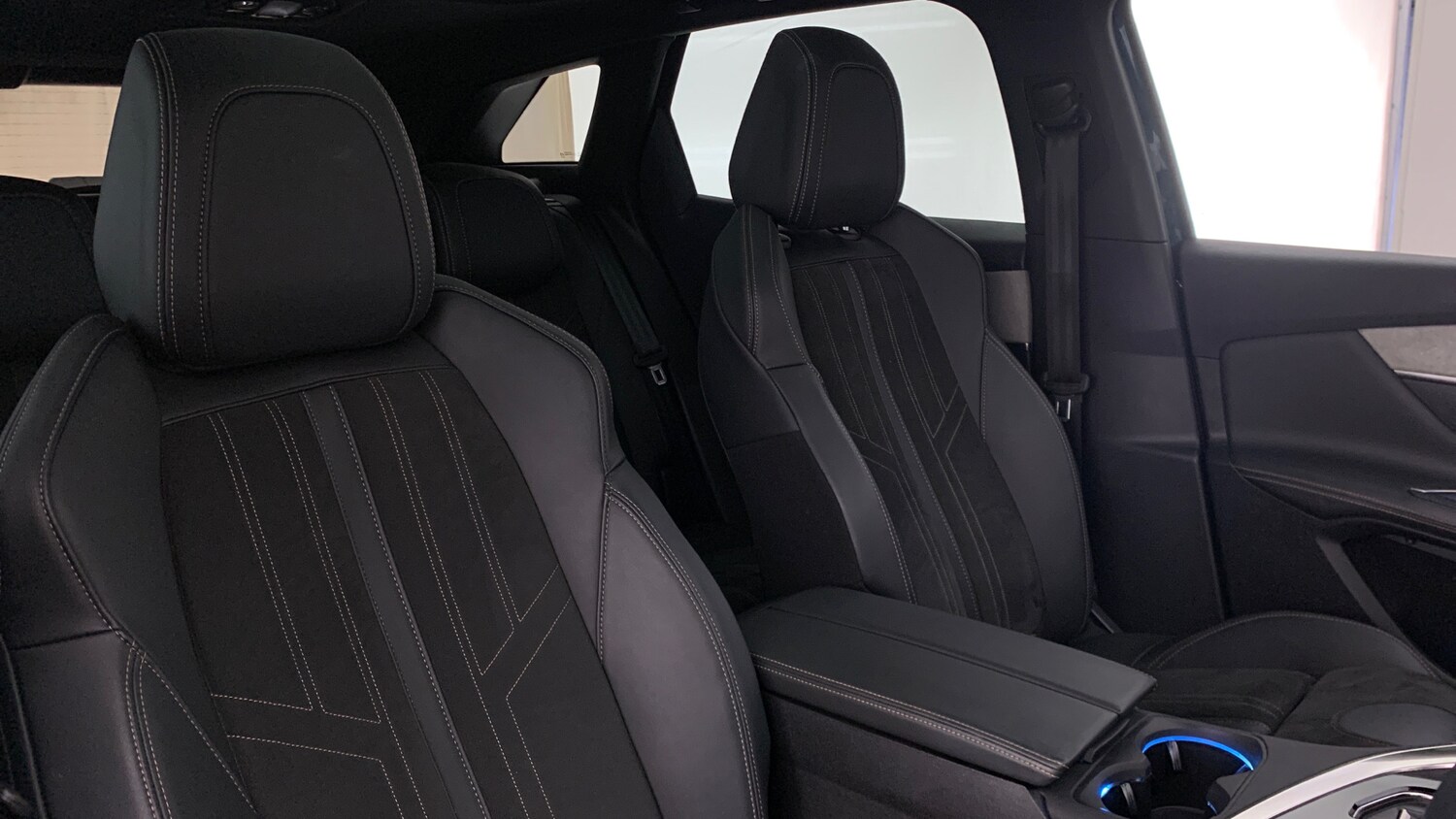 Used Peugeot 3008 2021 for sale - 76296639: Photo 44