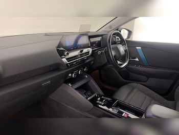 Used Citroen C4 2022 for sale - 75811254: Photo