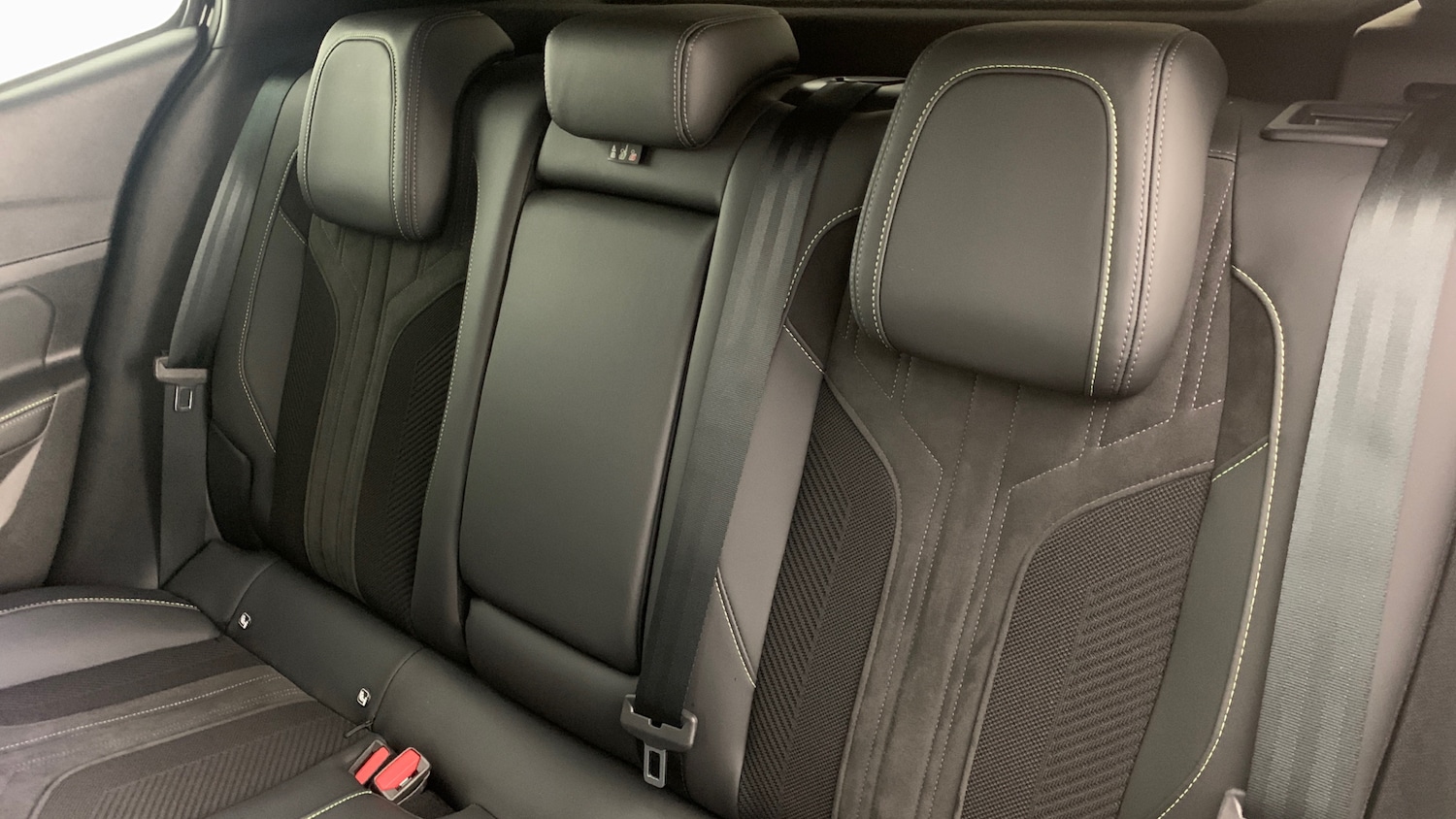 Used Peugeot 408 2024 for sale - 77157223: Photo 9