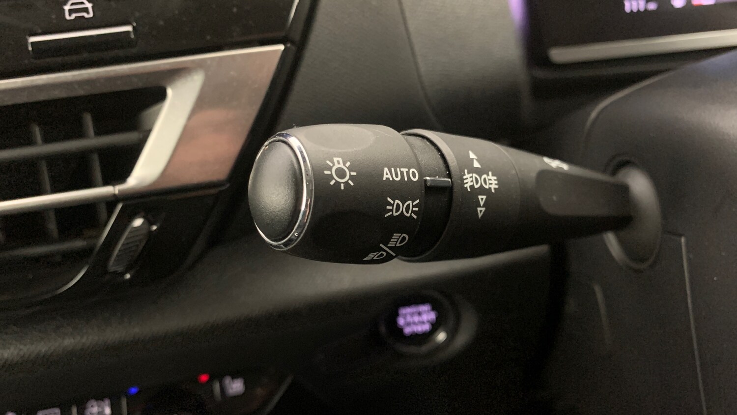 Used Citroen C4 2023 for sale - 76033073: Photo 34