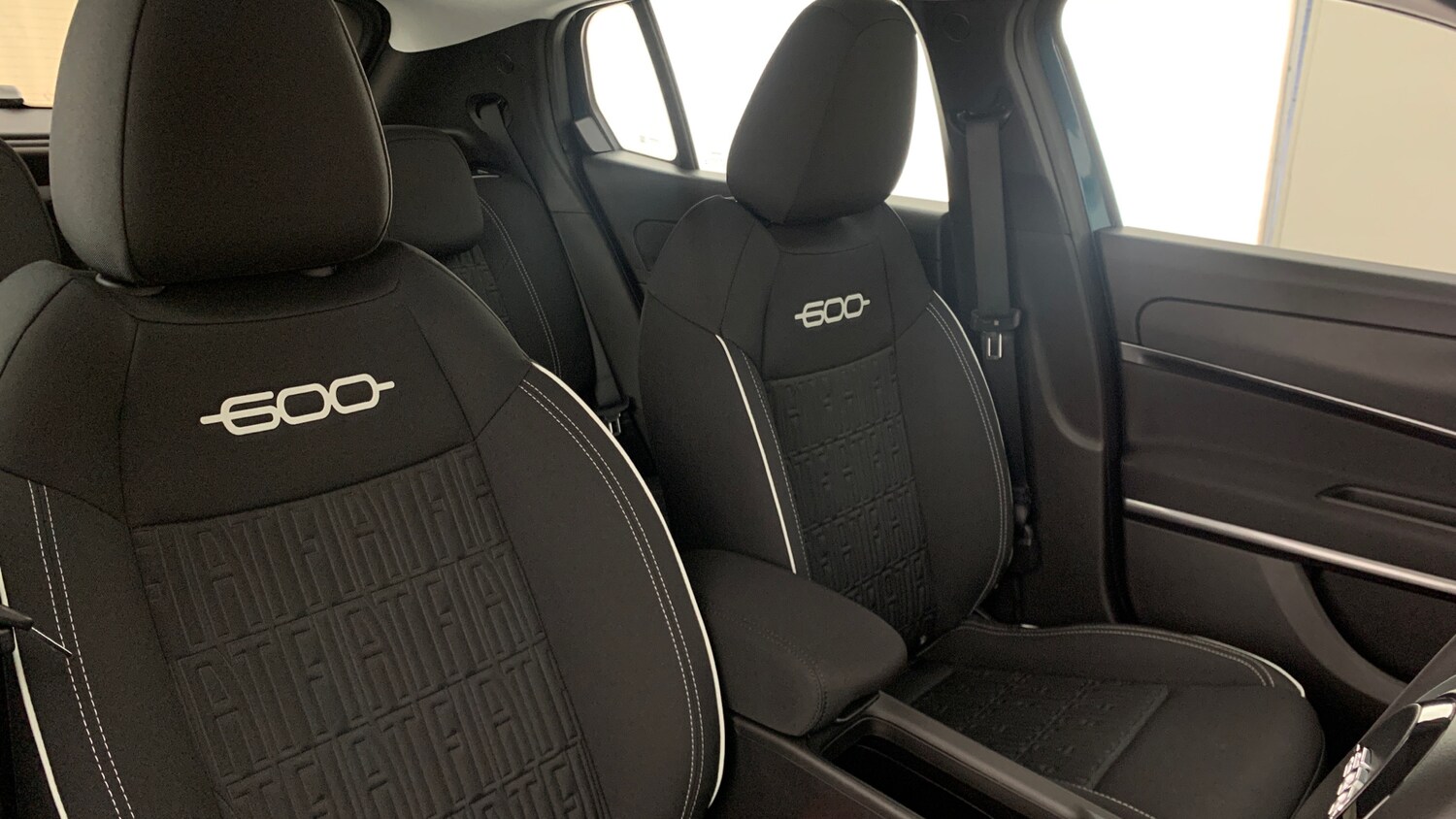 Used Fiat 600 2025 for sale - 76937145: Photo 48