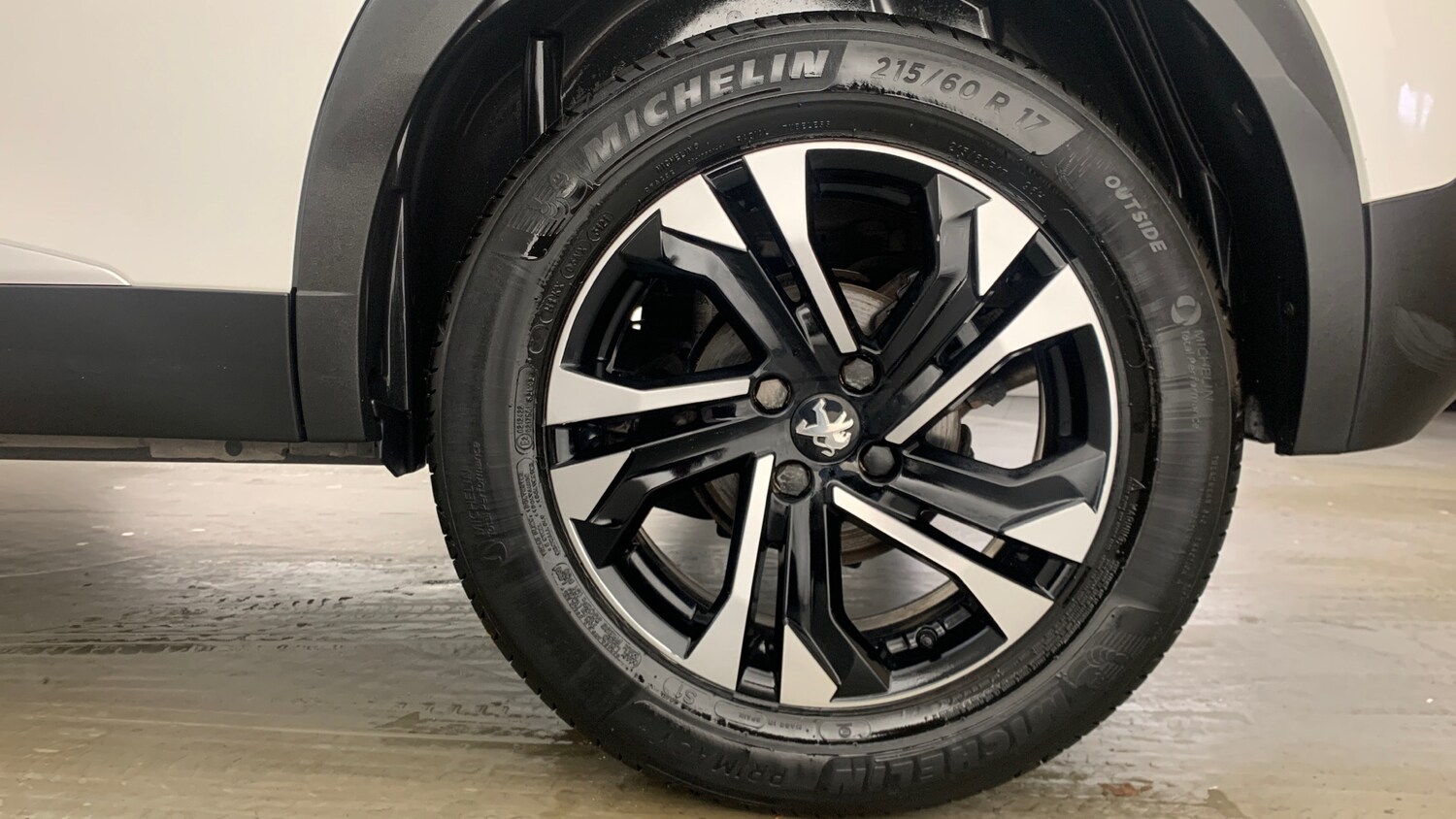 Used Peugeot 2008 2021 for sale - 76285220: Photo 17