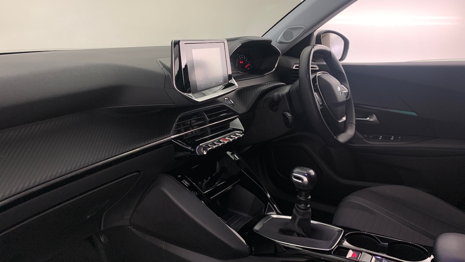 Used Peugeot 2008 2021 for sale - 76285220: Photo 2