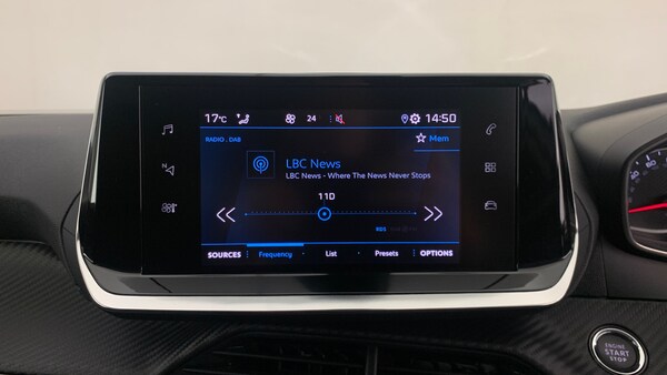 Used Peugeot 2008 2021 for sale - 76285220: Photo 26