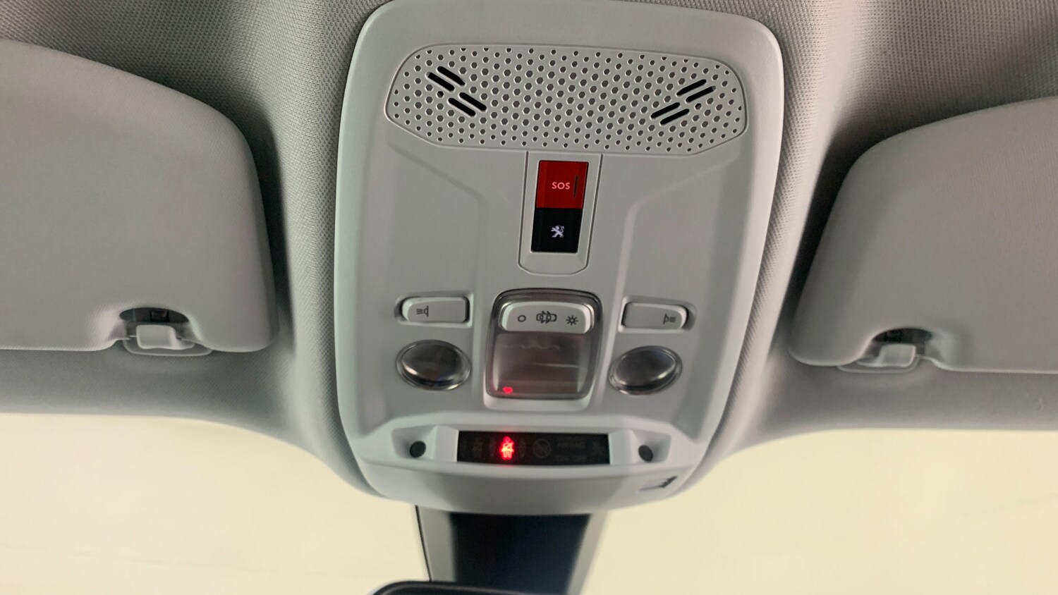 Used Peugeot 2008 2021 for sale - 76285220: Photo 34