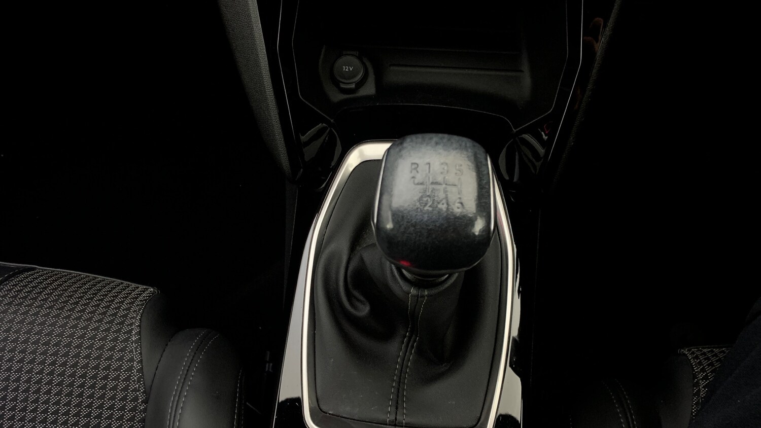 Used Peugeot 2008 2021 for sale - 76073706: Photo 30