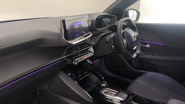 Used Peugeot 2008 2024 for sale - 71914273: Photo 2