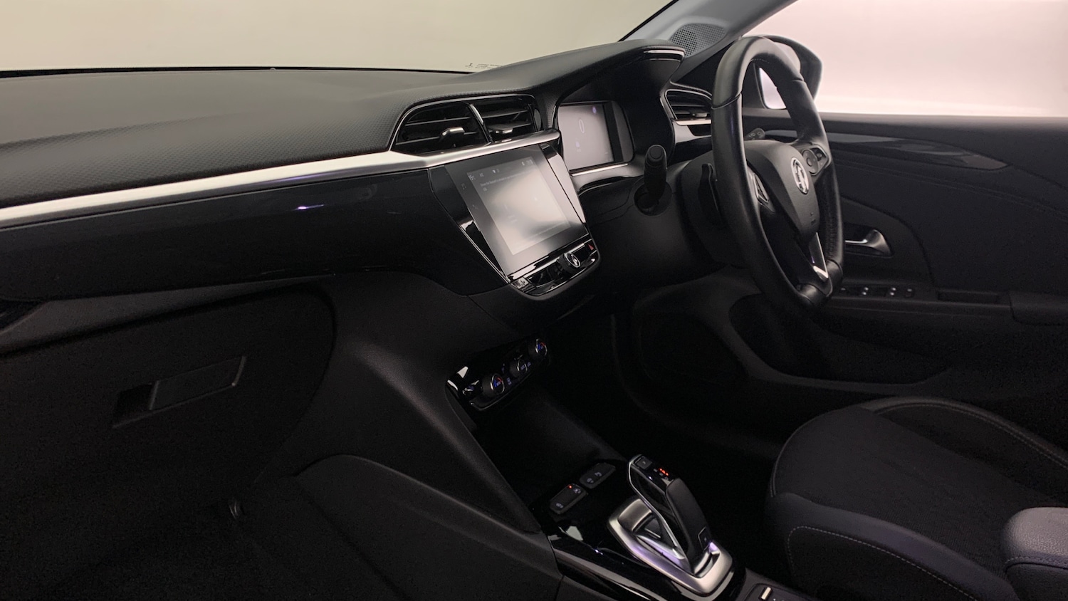 Used Vauxhall Corsa 2022 for sale - 76410182: Photo 2