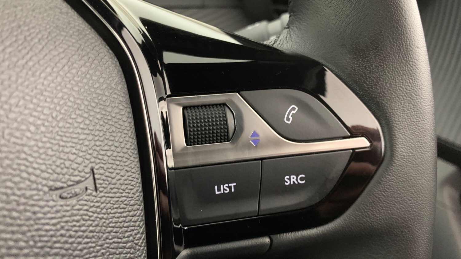 Used Peugeot 2008 2024 for sale - 76327708: Photo 18