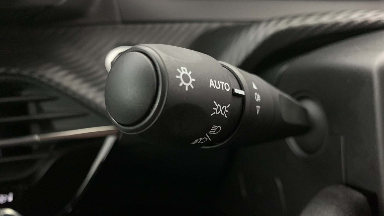 Used Peugeot 2008 2024 for sale - 76327708: Photo 35