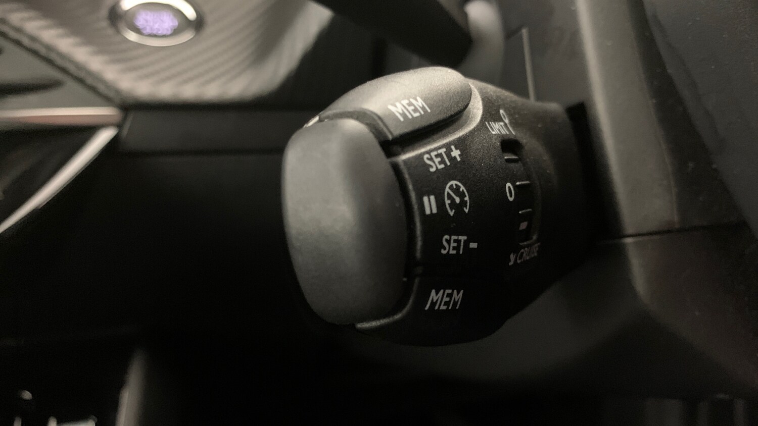 Used Peugeot 2008 2024 for sale - 76327708: Photo 37