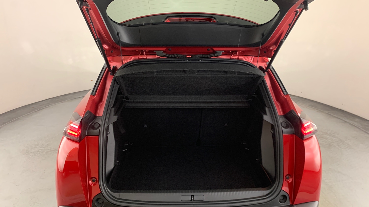 Used Peugeot 2008 2024 for sale - 76327708: Photo 5