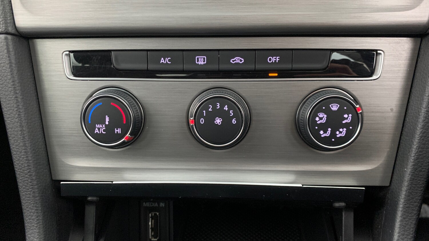 Used Volkswagen Golf 2015 for sale - 75992271: Photo 40