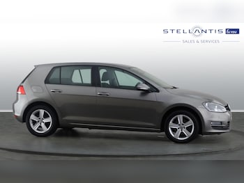 Used Volkswagen Golf 2015 for sale - 75992271: Photo