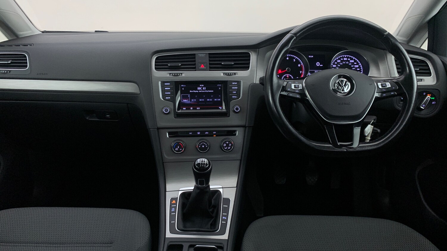 Used Volkswagen Golf 2015 for sale - 75992271: Photo 9