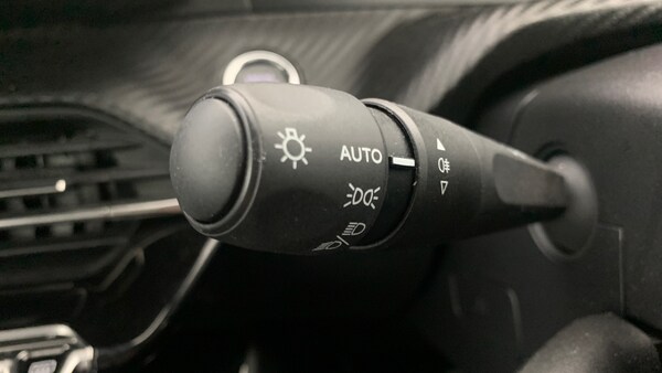 Used Peugeot 208 2022 for sale - 75233869: Photo 35