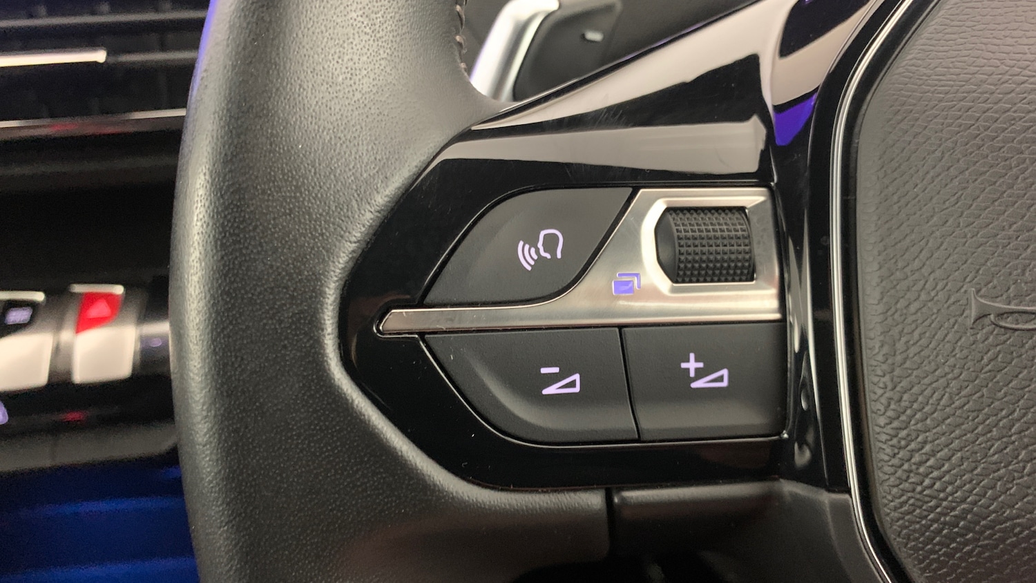 Used Peugeot 3008 2023 for sale - 76285204: Photo 19