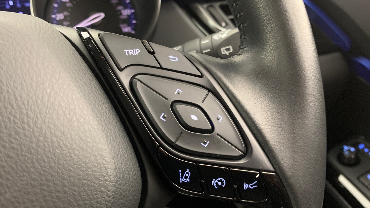 Used Toyota C-HR 2020 for sale - 76441680: Photo 18