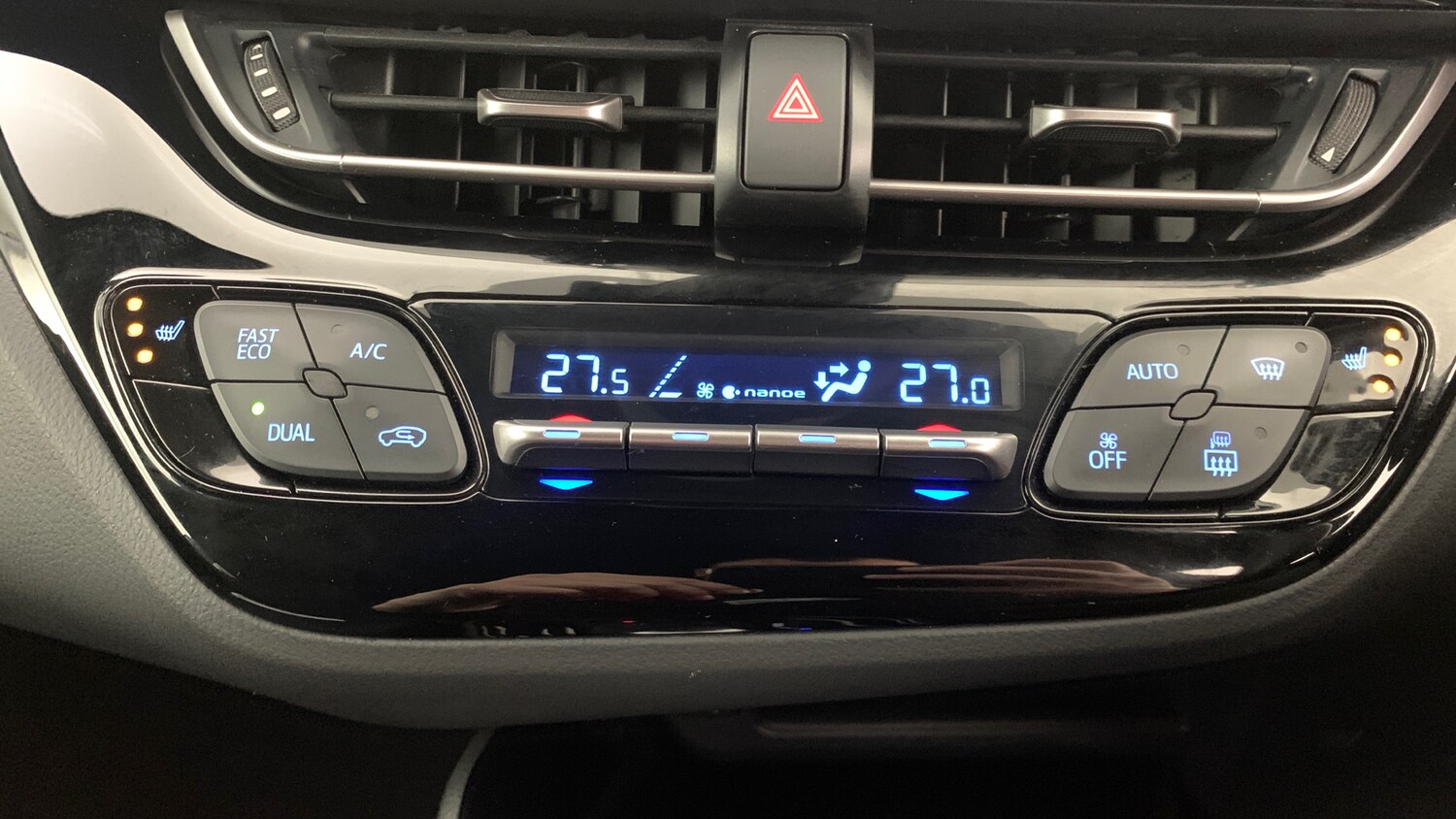 Used Toyota C-HR 2020 for sale - 76441680: Photo 30