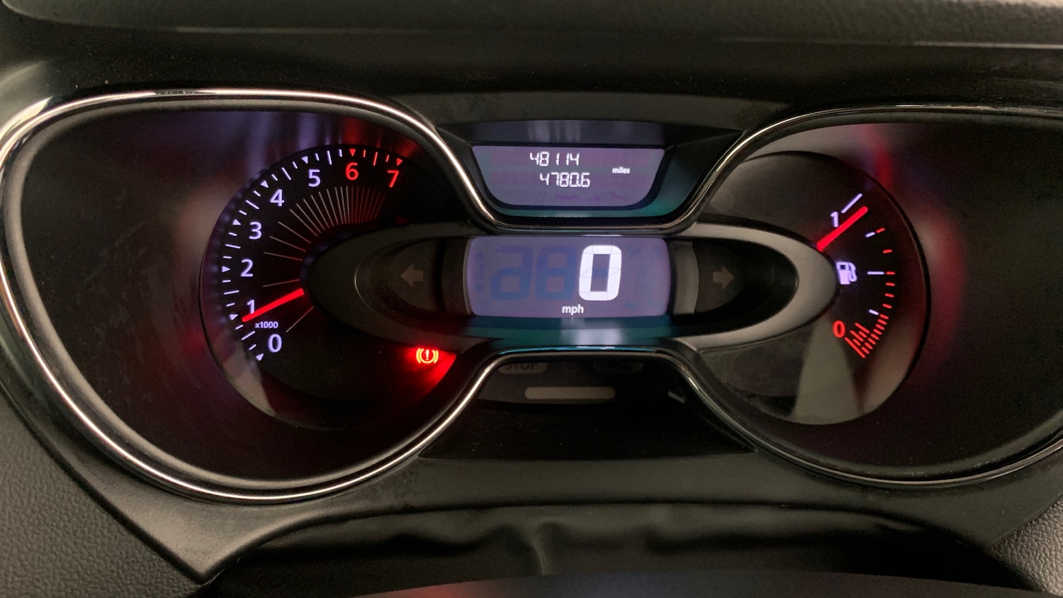 Used Renault Captur 2016 for sale - 76285200: Photo 10