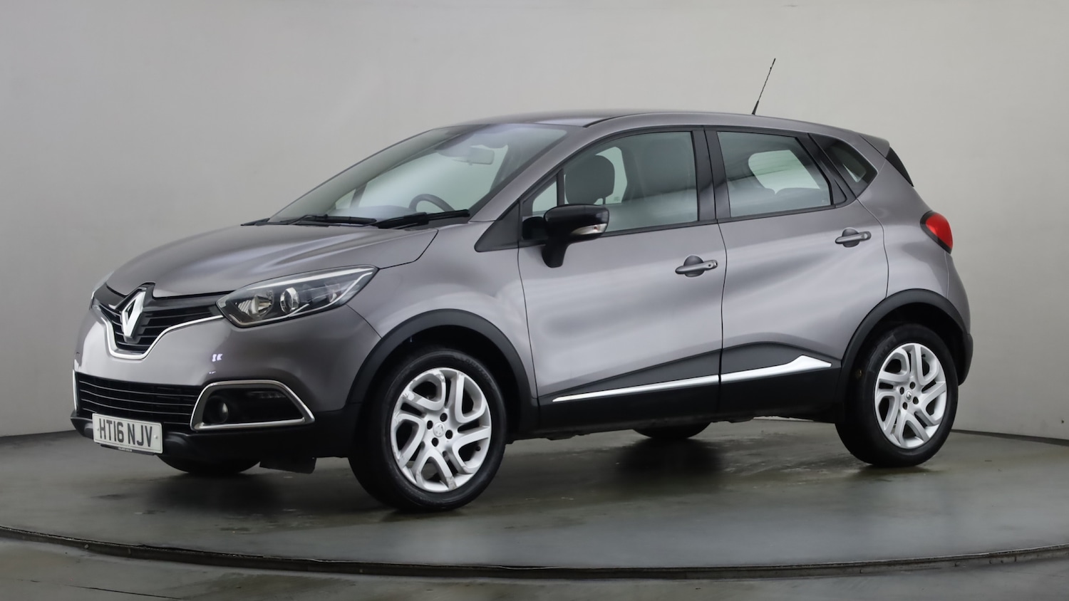 Used Renault Captur 2016 for sale - 76285200: Photo 15