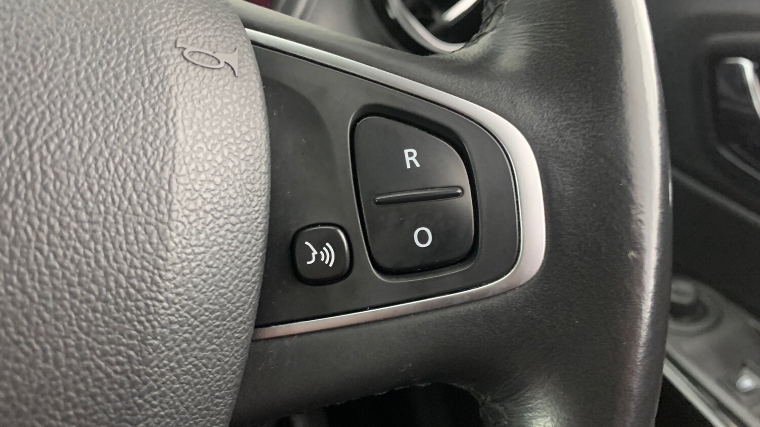 Used Renault Captur 2016 for sale - 76285200: Photo 18