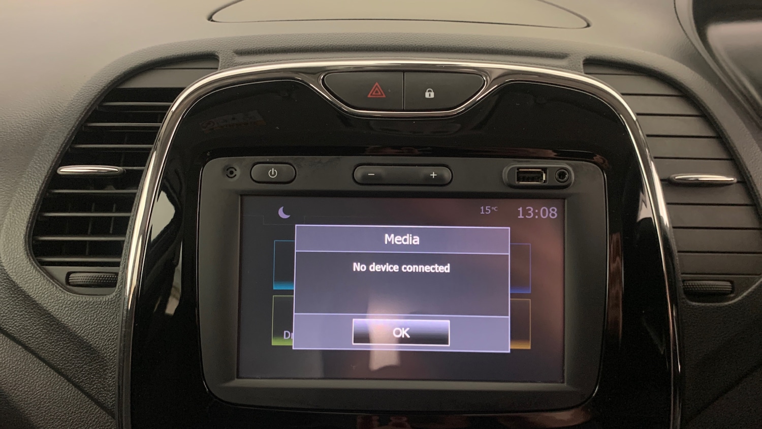 Used Renault Captur 2016 for sale - 76285200: Photo 26