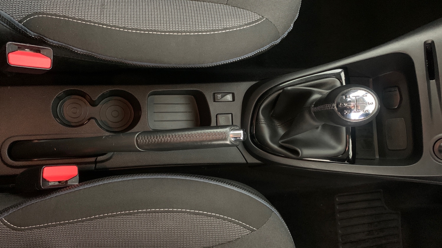 Used Renault Captur 2016 for sale - 76285200: Photo 34