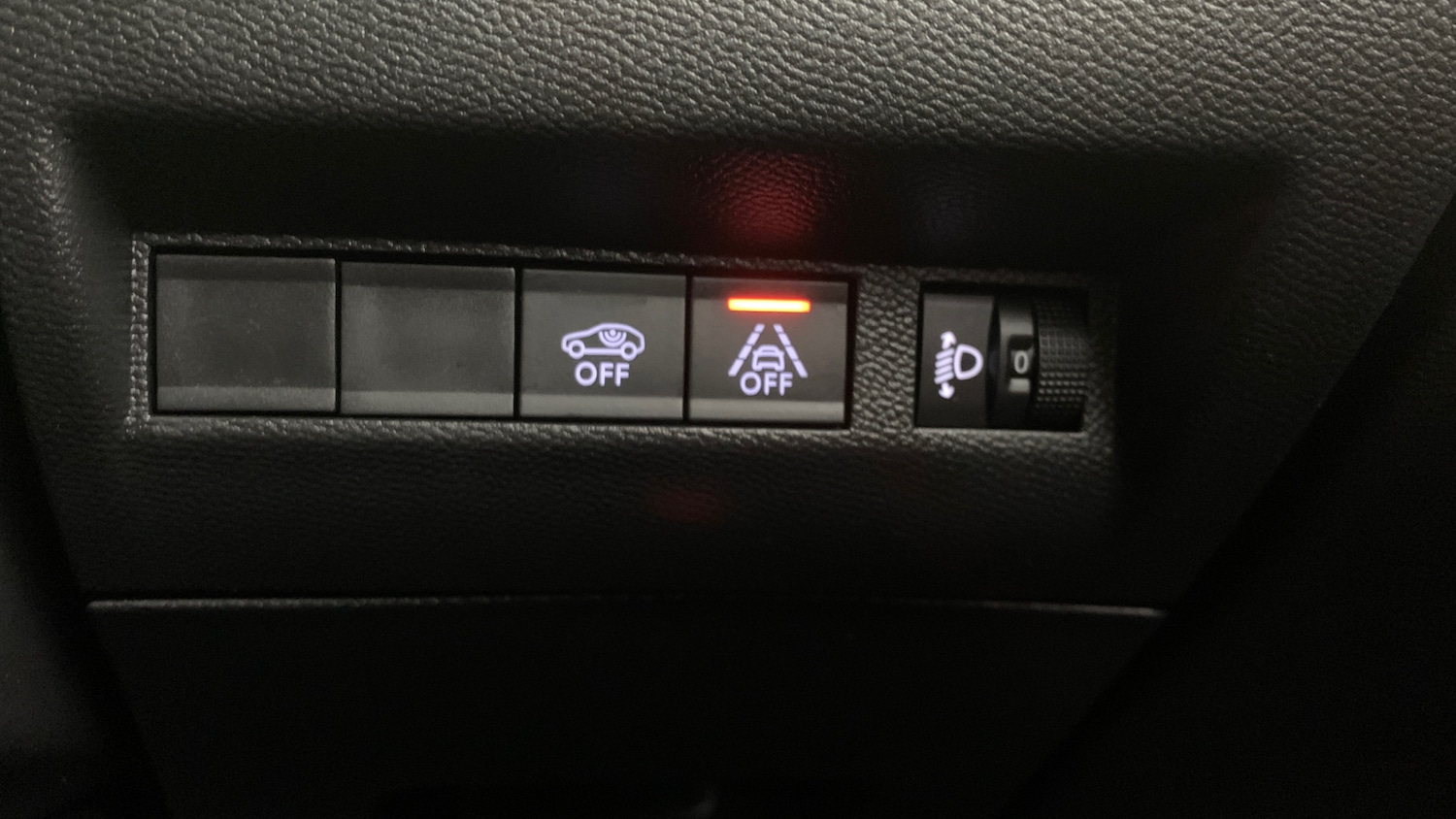 Used Peugeot 208 2021 for sale - 76359090: Photo 20