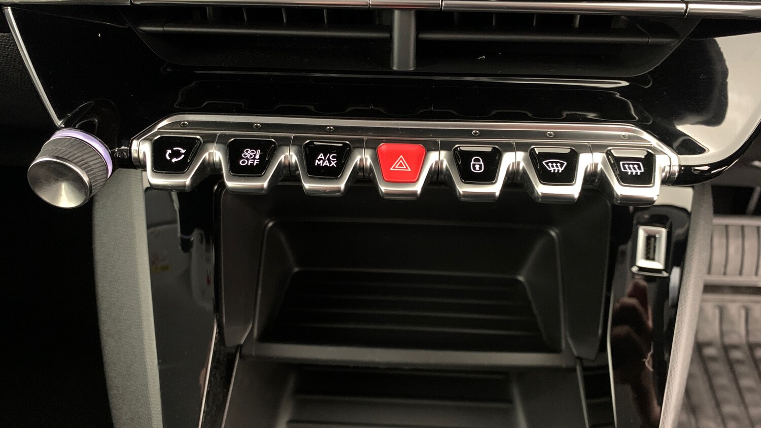 Used Peugeot 208 2021 for sale - 76359090: Photo 31