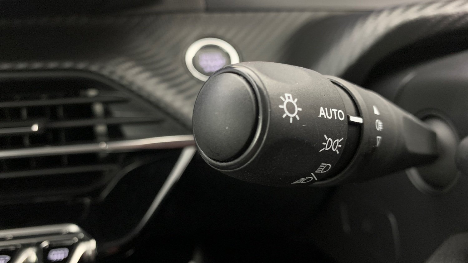 Used Peugeot 208 2021 for sale - 76359090: Photo 36