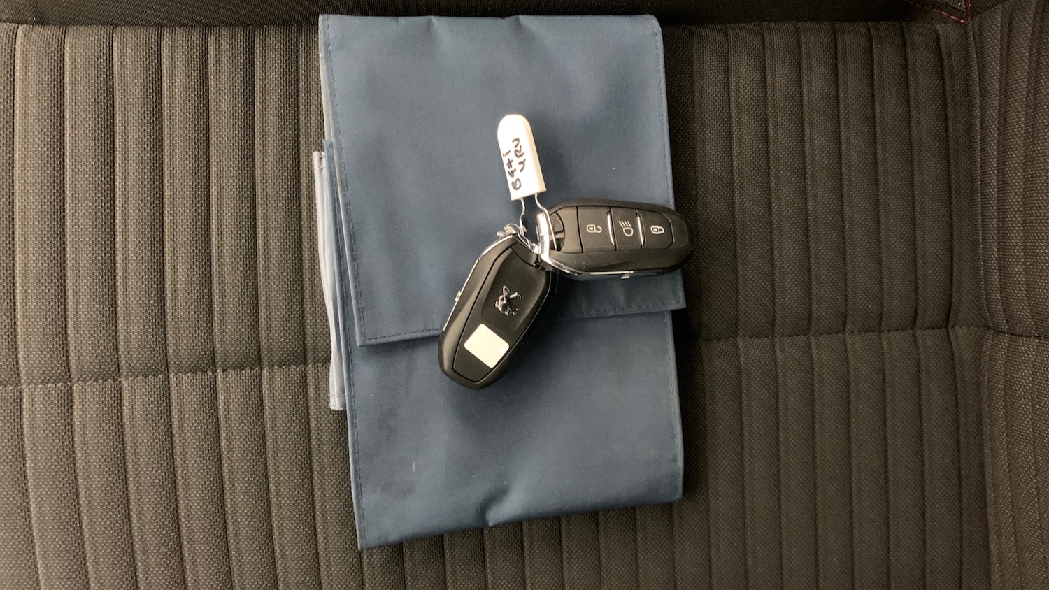 Used Peugeot 208 2021 for sale - 76359090: Photo 42